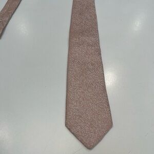 LARIO pink/coral men’s tie. 100% SILK. HAND MADE In ITALY.